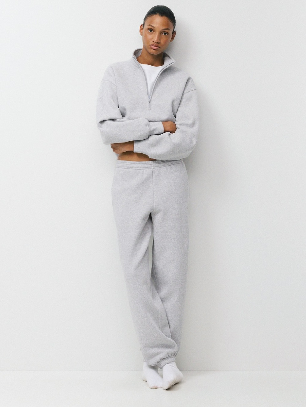 Aritzia TNA Light Gray Sweatfleece Jogger Boyfriend Fit Size Small